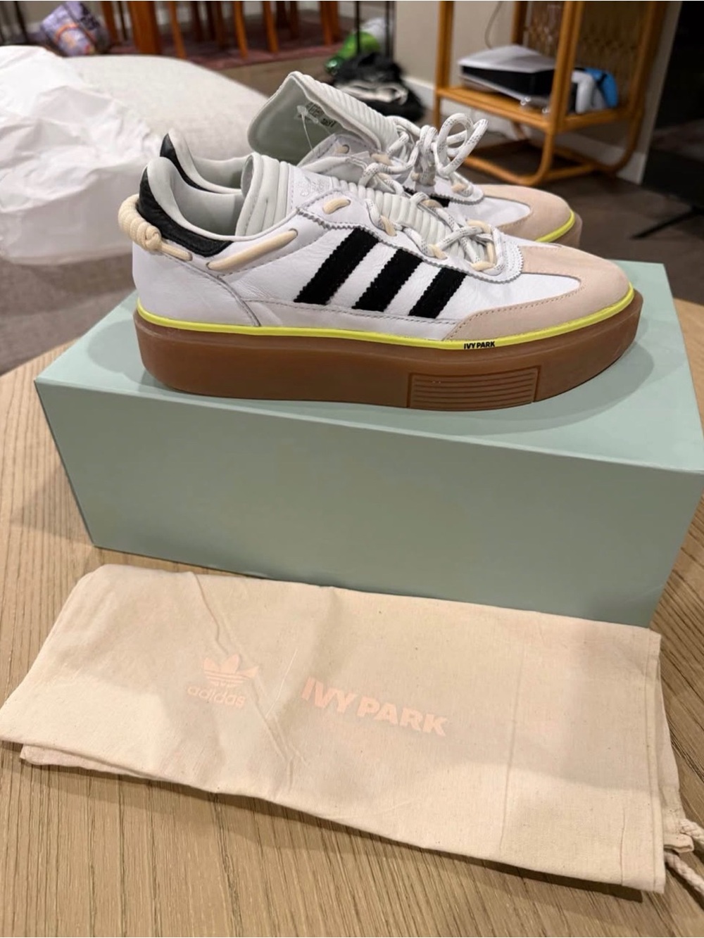Adidas Ivy Park Supersleek 72